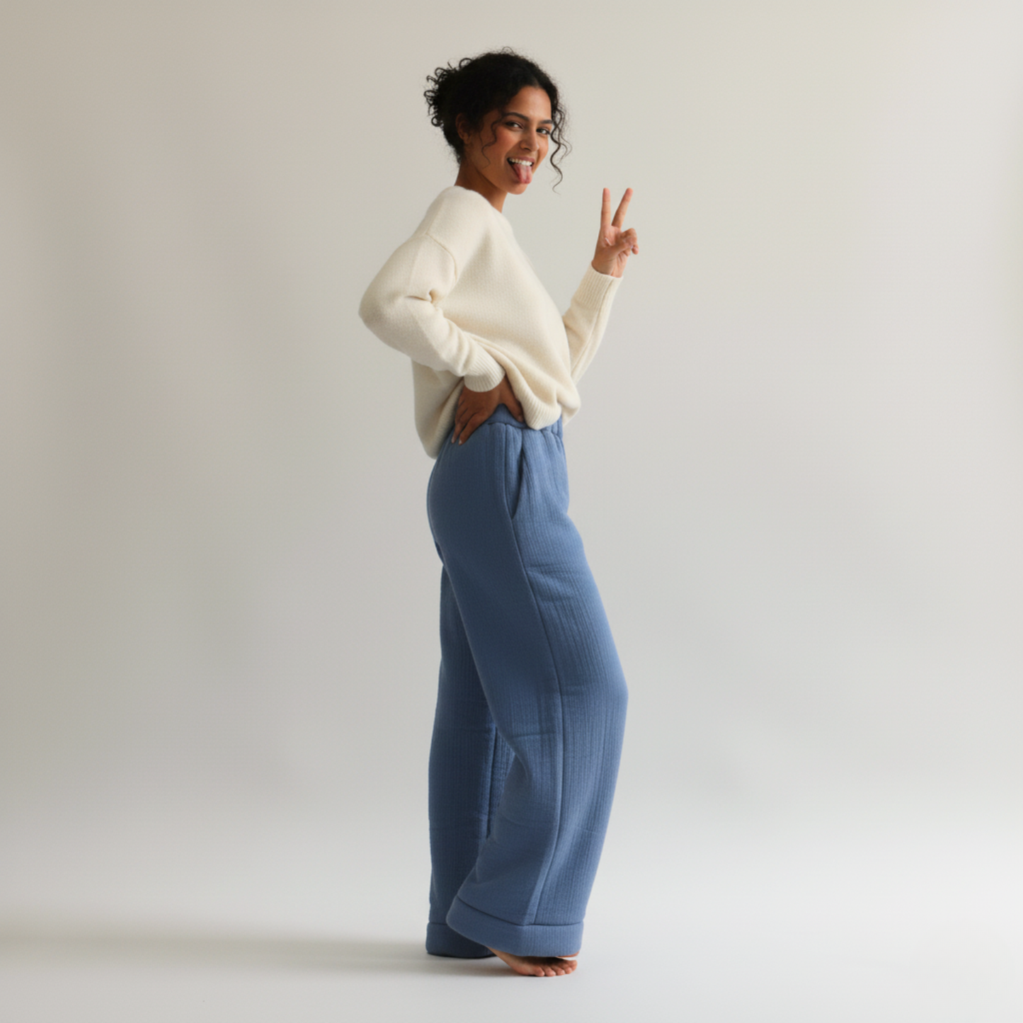 Cloudform Blanket Pants - Blue