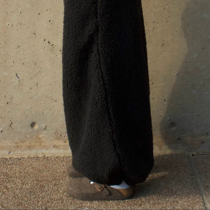 Cloudform Blanket Pants - Full Sherpa in Black