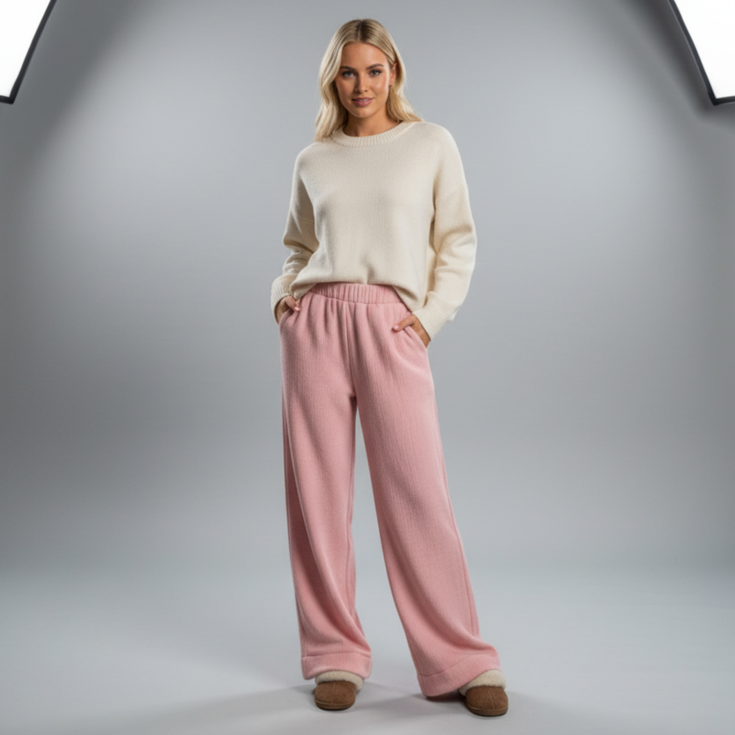 Cloudform Low Rise Blanket Pants - Pink